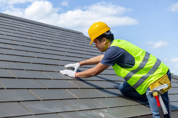 Best Commercial Roofing Services  in Staples, CT